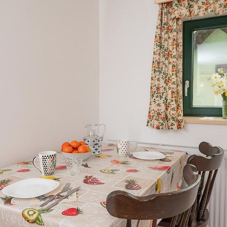 Zelena Hisa Pri Bjov Apartment โบฮินิสกา เบลา ภายนอก รูปภาพ