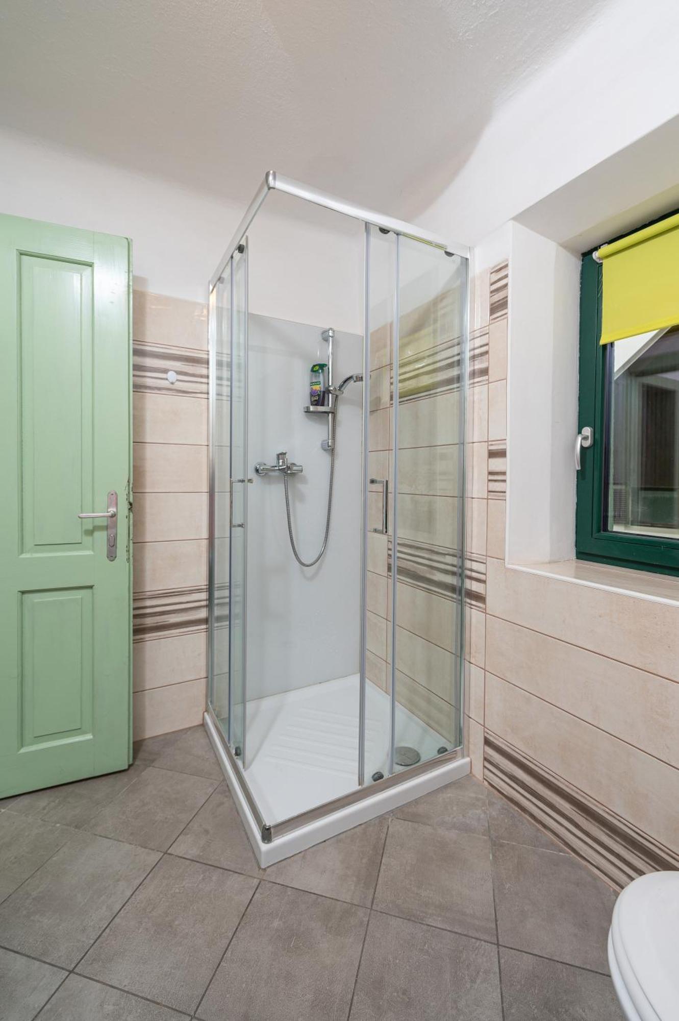 Zelena Hisa Pri Bjov Apartment โบฮินิสกา เบลา ภายนอก รูปภาพ
