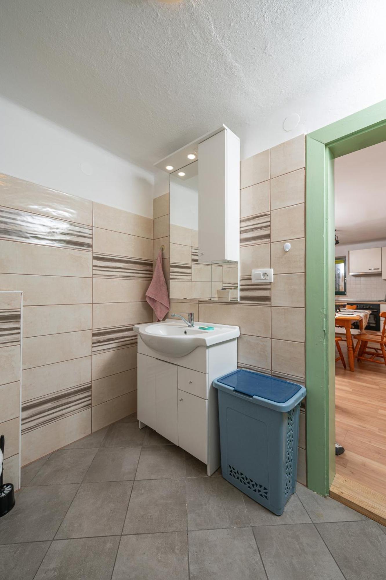 Zelena Hisa Pri Bjov Apartment โบฮินิสกา เบลา ภายนอก รูปภาพ