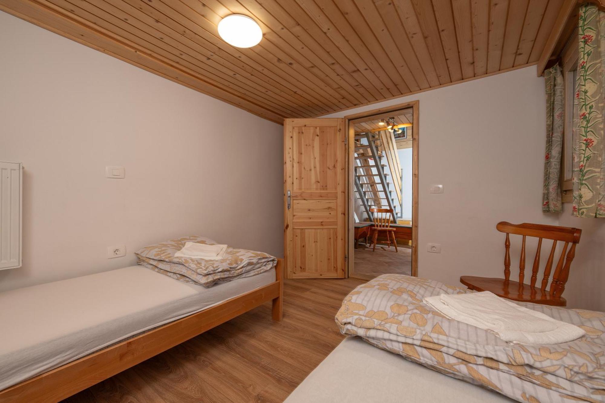 Zelena Hisa Pri Bjov Apartment โบฮินิสกา เบลา ภายนอก รูปภาพ