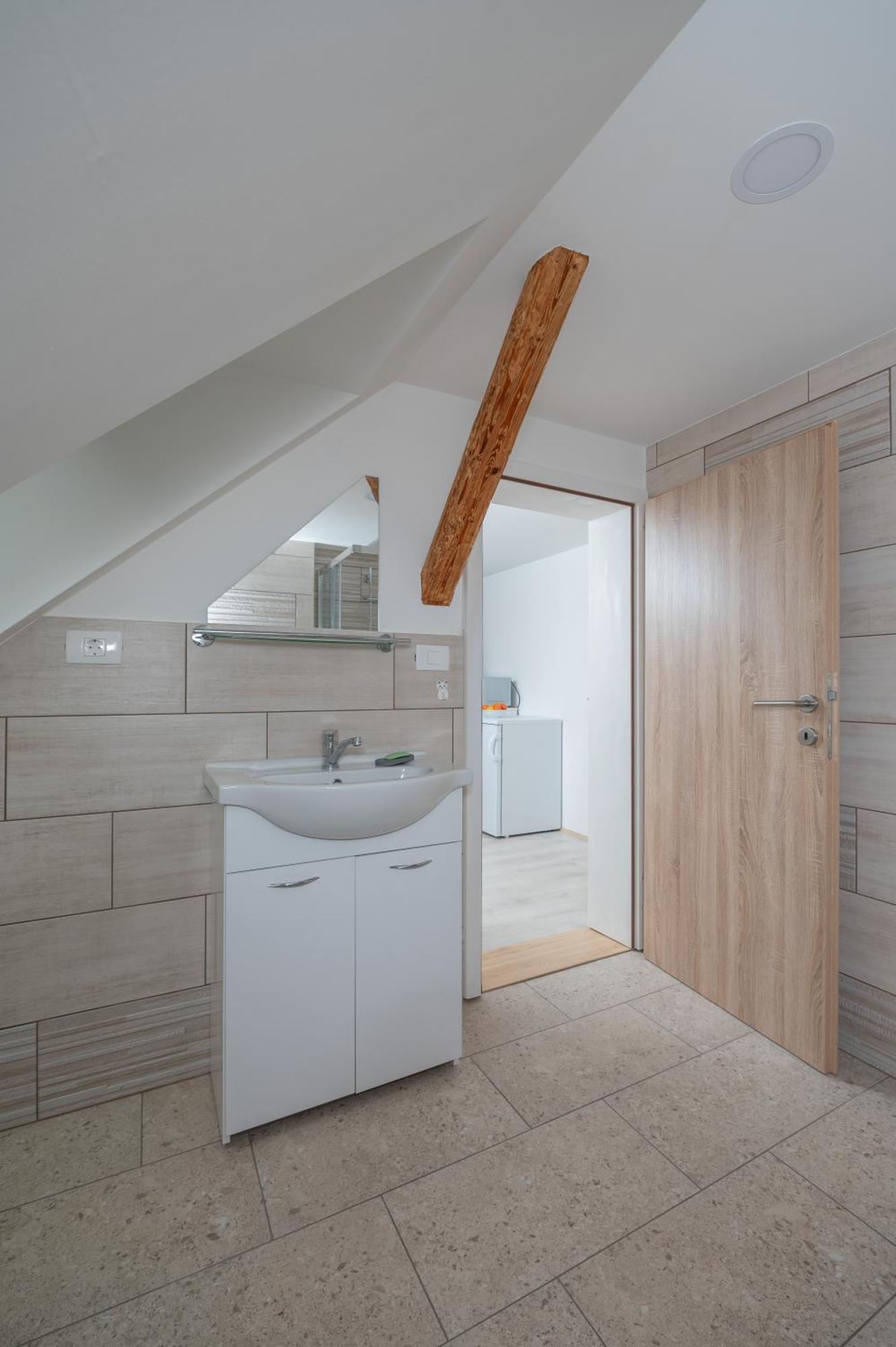 Zelena Hisa Pri Bjov Apartment โบฮินิสกา เบลา ภายนอก รูปภาพ