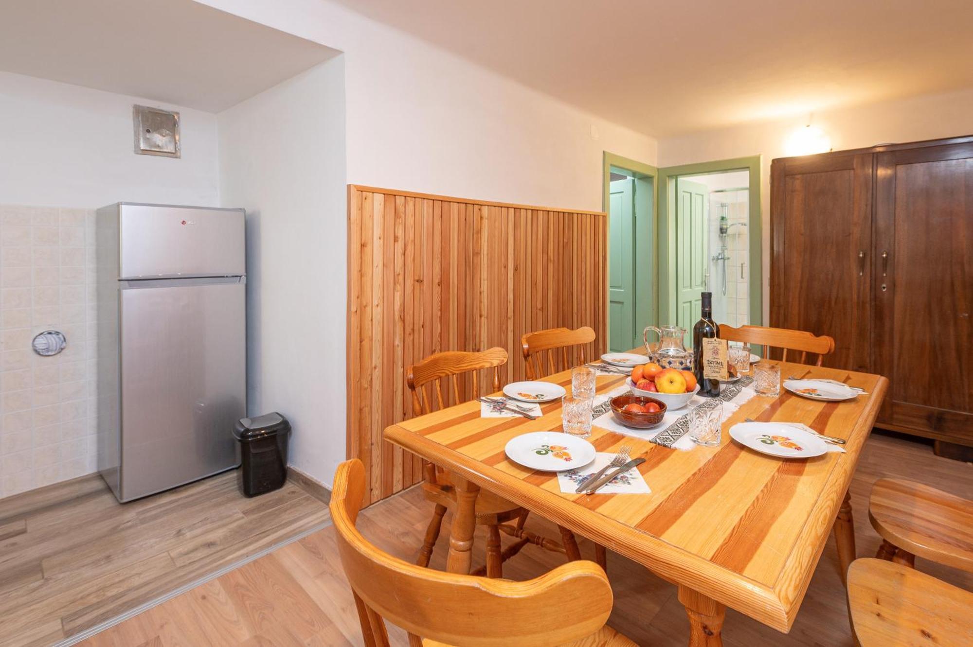 Zelena Hisa Pri Bjov Apartment โบฮินิสกา เบลา ภายนอก รูปภาพ