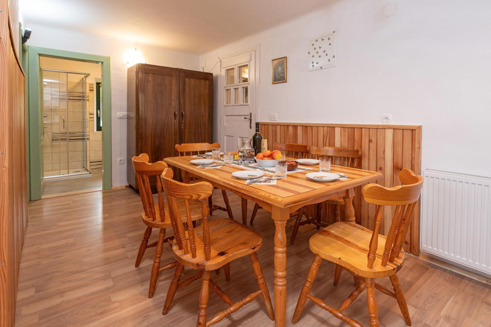 Zelena Hisa Pri Bjov Apartment โบฮินิสกา เบลา ภายนอก รูปภาพ